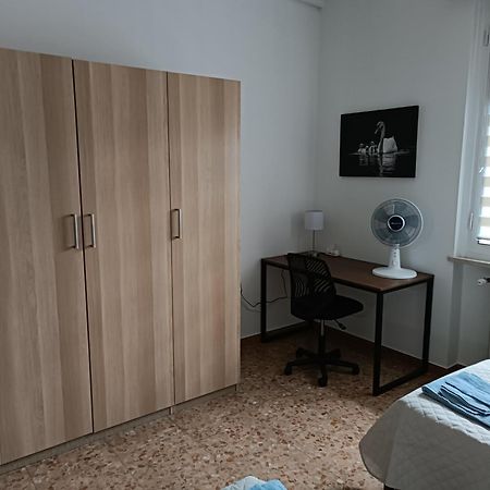 Casa Fiume Apartment Мантова Екстериор снимка