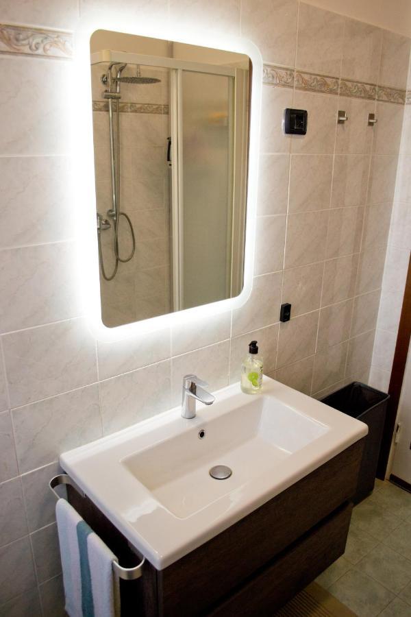 Casa Fiume Apartment Мантова Екстериор снимка